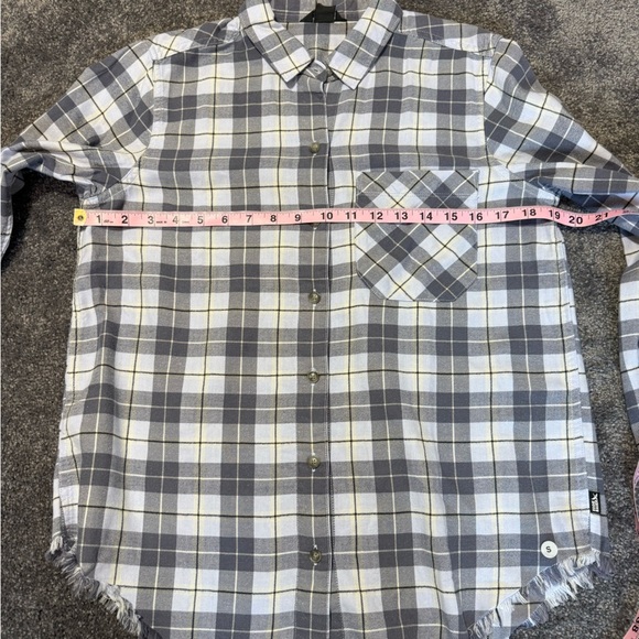 NWT Eddie Bauer Women's Gray Baby Blue Plaid Button Down Shirt Small - Picture 6 of 8